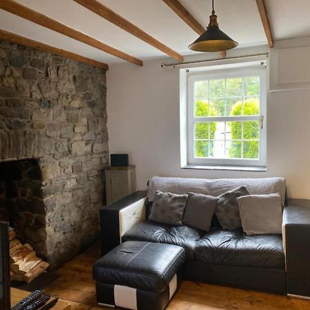 2-Bed Cottage In In Welsh Valley Nr สวอนซี ภายนอก รูปภาพ